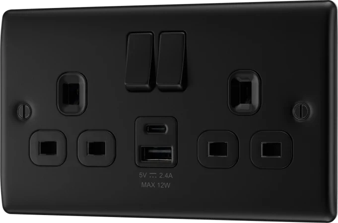 BG NFB22UAC12B Double switched single pole, with USB A + C (12W)