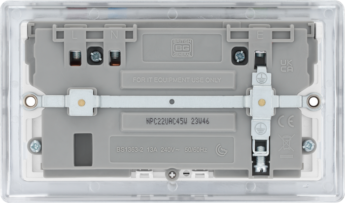 BG NPC22UAC45W Double switched single pole, with USB A + C (45W)