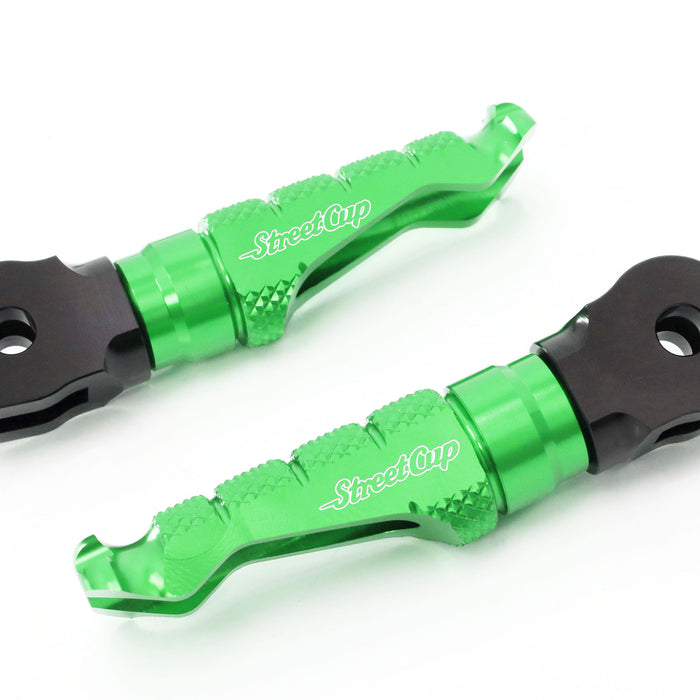 Front engraved logo R-FIGHT foot pegs for Triumph Street Cup 2017-2020, standard motorcycle foot pegs by MC Motoparts.
