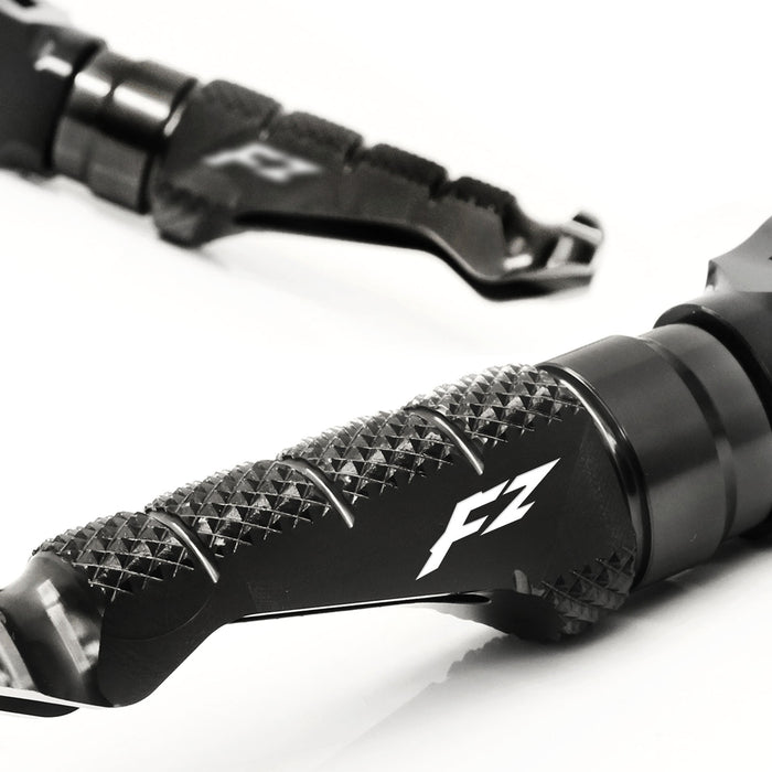 Front MC Motoparts R-FIGHT engraved logo foot pegs for Yamaha FZ 400, FZ1, FZ6, FZ8 motorcycle, standard black foot pegs