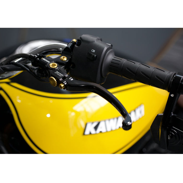 Moto-Tron lightweight racing clutch lever installed on Yamaha MT09, FZ6, XSR700, YZF R6, and R7 motorcycles.