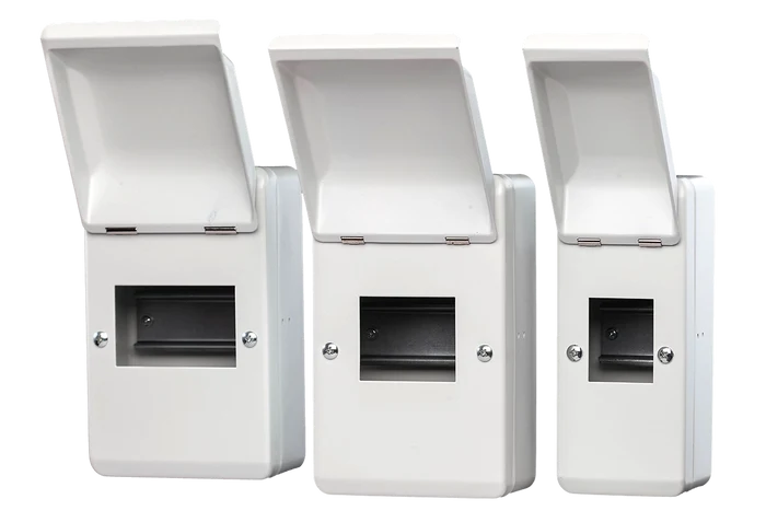 Whitecliffe WME4L/32 4 way metal enclosure with lid